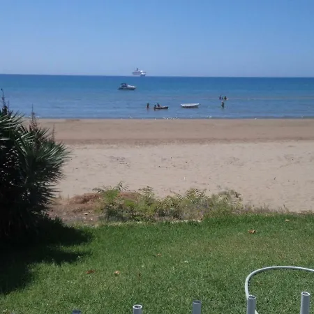 Ionion Sea بيت للعطل كاتاكولو